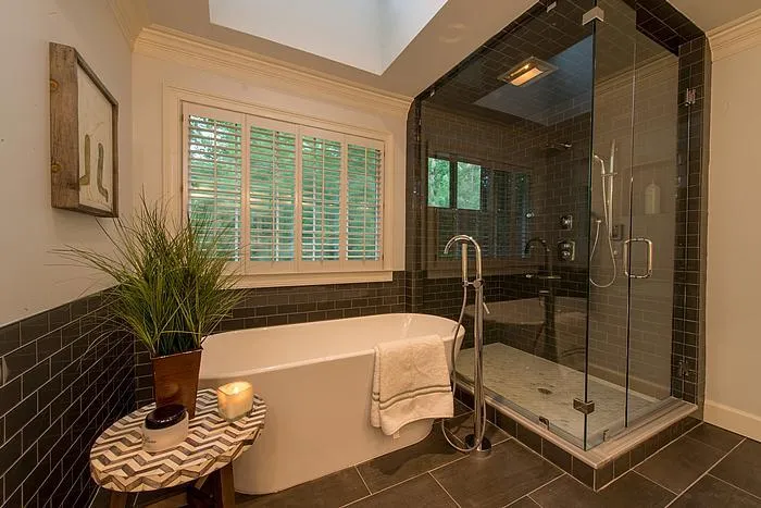 160 Spalding Creek Court, Sandy Springs, Georgia 30350, 6 Bedrooms Bedrooms, ,5 BathroomsBathrooms,Residential,Sold,160 Spalding Creek Court,5560612