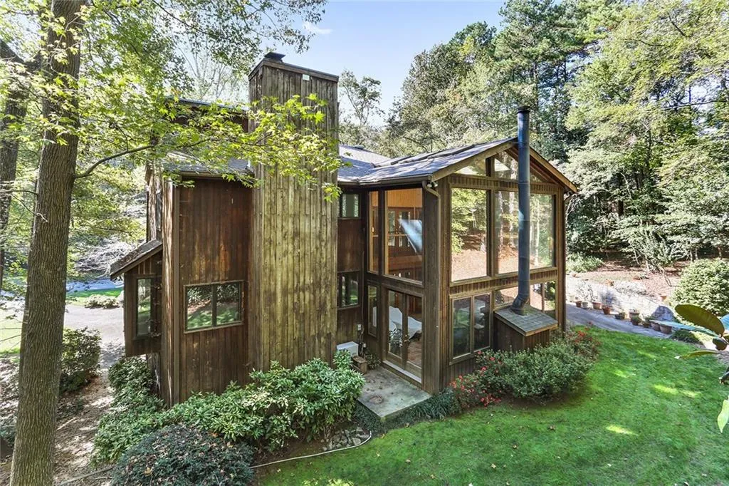 7915 Saddleridge Drive, Atlanta, Georgia 30350, 4 Bedrooms Bedrooms, ,4 BathroomsBathrooms,Residential,Sold,7915 Saddleridge Drive,5653521