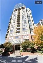 View of apartment building / complex