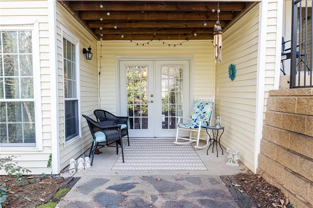 6822 Glenridge Drive Unit F, Sandy Springs, Georgia 30328, 2 Bedrooms Bedrooms, ,2 BathroomsBathrooms,Residential,Sold,6822 Glenridge Drive Unit F,7001853