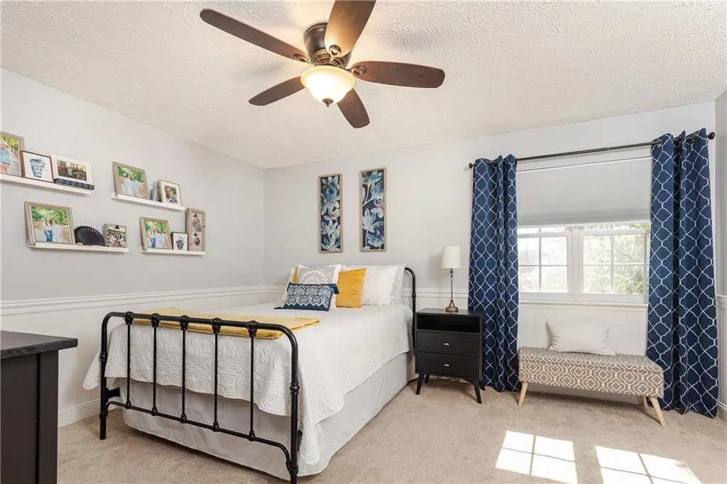 6822 Glenridge Drive Unit F, Sandy Springs, Georgia 30328, 2 Bedrooms Bedrooms, ,2 BathroomsBathrooms,Residential,Sold,6822 Glenridge Drive Unit F,7001853