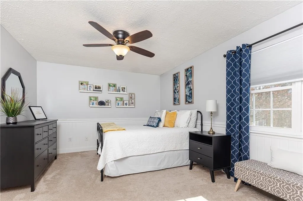 6822 Glenridge Drive Unit F, Sandy Springs, Georgia 30328, 2 Bedrooms Bedrooms, ,2 BathroomsBathrooms,Residential,Sold,6822 Glenridge Drive Unit F,7001853