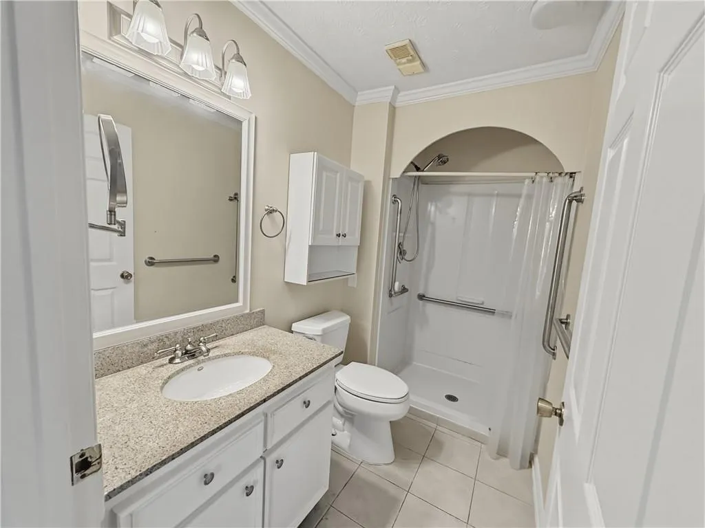 475 Mount Vernon Highway Ne Unit 107a, Atlanta, Georgia 30328, 2 Bedrooms Bedrooms, ,2 BathroomsBathrooms,Residential,For Sale,475 Mount Vernon Highway Ne Unit 107a,7746162