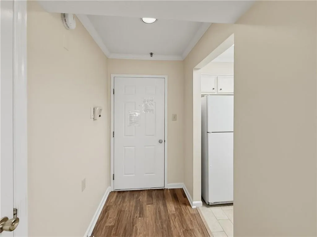 475 Mount Vernon Highway Ne Unit 107a, Atlanta, Georgia 30328, 2 Bedrooms Bedrooms, ,2 BathroomsBathrooms,Residential,For Sale,475 Mount Vernon Highway Ne Unit 107a,7746162