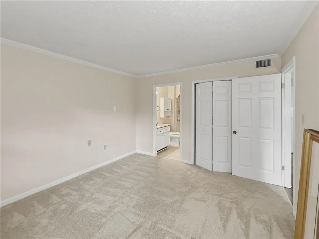 475 Mount Vernon Highway Ne Unit 107a, Atlanta, Georgia 30328, 2 Bedrooms Bedrooms, ,2 BathroomsBathrooms,Residential,For Sale,475 Mount Vernon Highway Ne Unit 107a,7746162