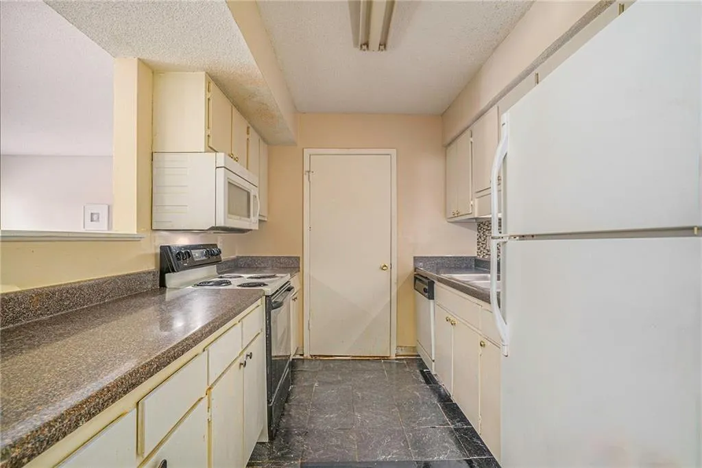 9006 Wingate Way, Atlanta, Georgia 30350, 1 Bedroom Bedrooms, ,1 BathroomBathrooms,Residential,Sold,9006 Wingate Way,7172982