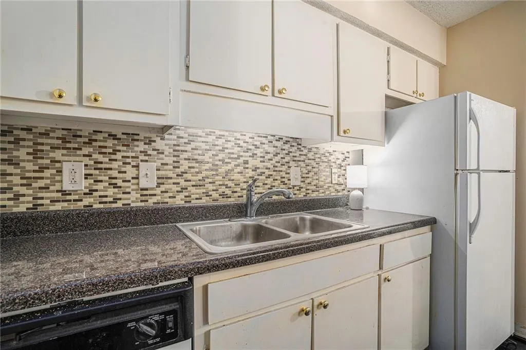 9006 Wingate Way, Atlanta, Georgia 30350, 1 Bedroom Bedrooms, ,1 BathroomBathrooms,Residential,Sold,9006 Wingate Way,7172982