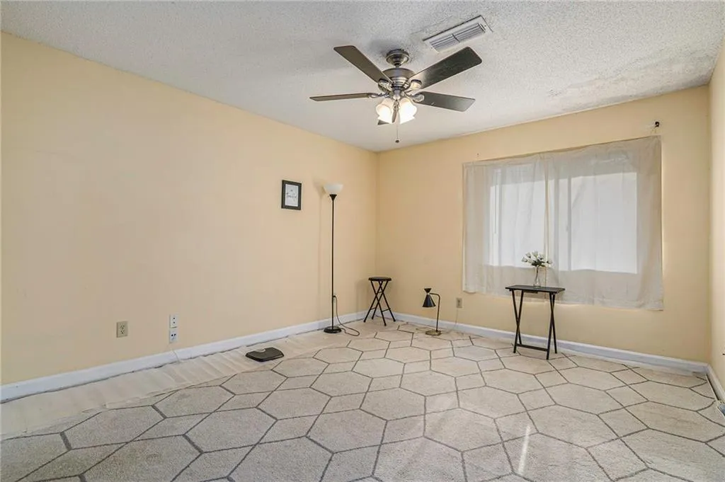 9006 Wingate Way, Atlanta, Georgia 30350, 1 Bedroom Bedrooms, ,1 BathroomBathrooms,Residential,Sold,9006 Wingate Way,7172982
