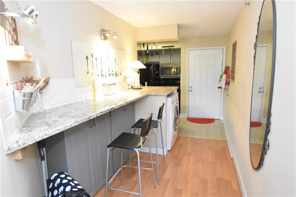 795 Hammond Drive Unit 209, Sandy Springs, Georgia 30328, 1 Bedroom Bedrooms, ,1 BathroomBathrooms,Residential,Sold,795 Hammond Drive Unit 209,6057664