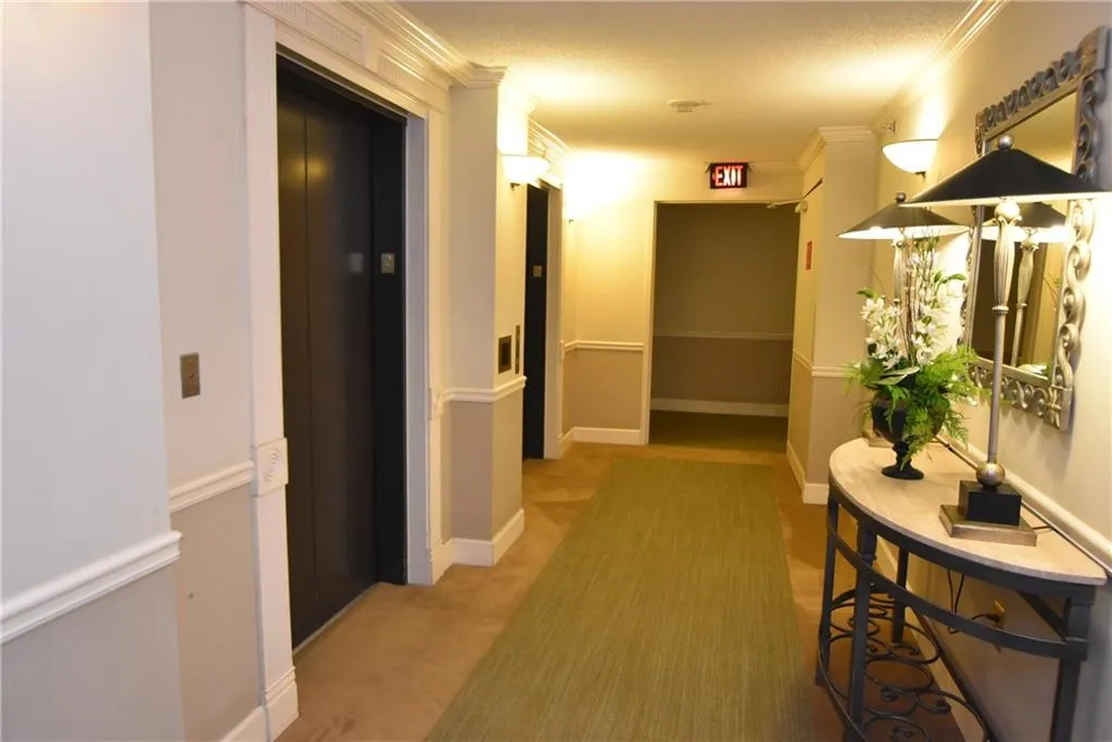 795 Hammond Drive Unit 209, Sandy Springs, Georgia 30328, 1 Bedroom Bedrooms, ,1 BathroomBathrooms,Residential,Sold,795 Hammond Drive Unit 209,6057664