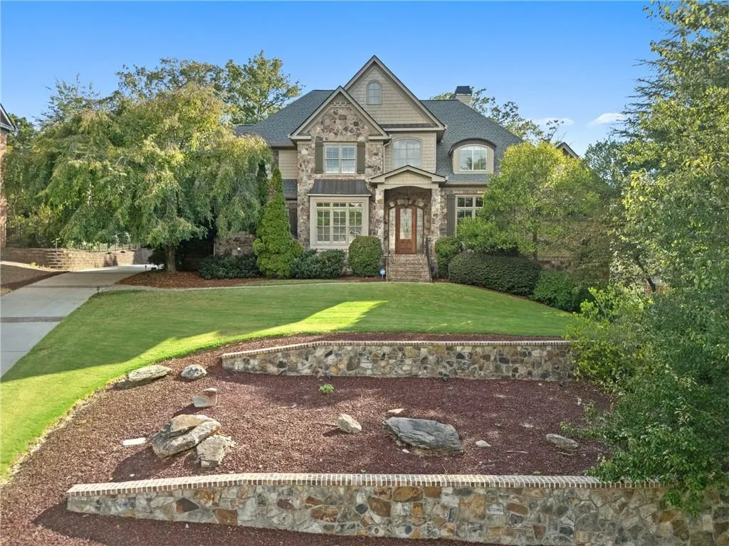 7790 Stables Drive, Sandy Springs, Georgia 30350, 7 Bedrooms Bedrooms, ,5 BathroomsBathrooms,Residential,For Sale,7790 Stables Drive,7618720