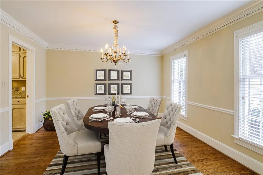 3255 Spalding Drive, Sandy Springs, Georgia 30350, 5 Bedrooms Bedrooms, ,3 BathroomsBathrooms,Residential,Sold,3255 Spalding Drive,6677907