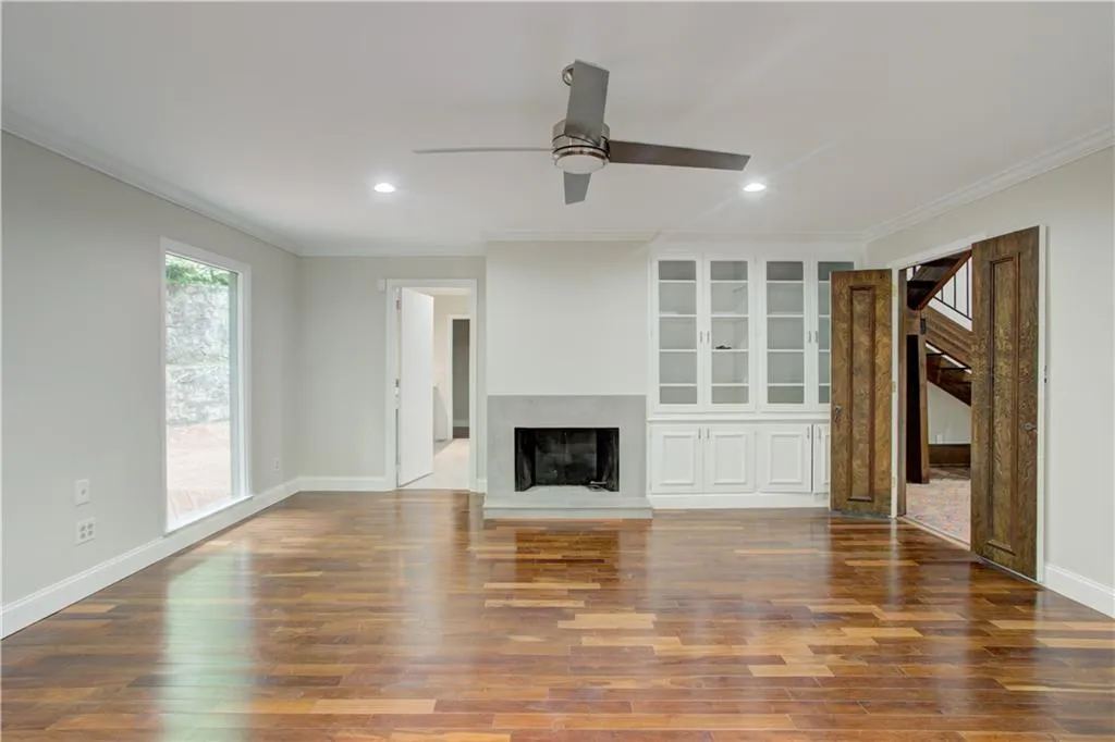 6545 Riverside Drive, Sandy Springs, Georgia 30328, 3 Bedrooms Bedrooms, ,3 BathroomsBathrooms,Residential,Sold,6545 Riverside Drive,6717962