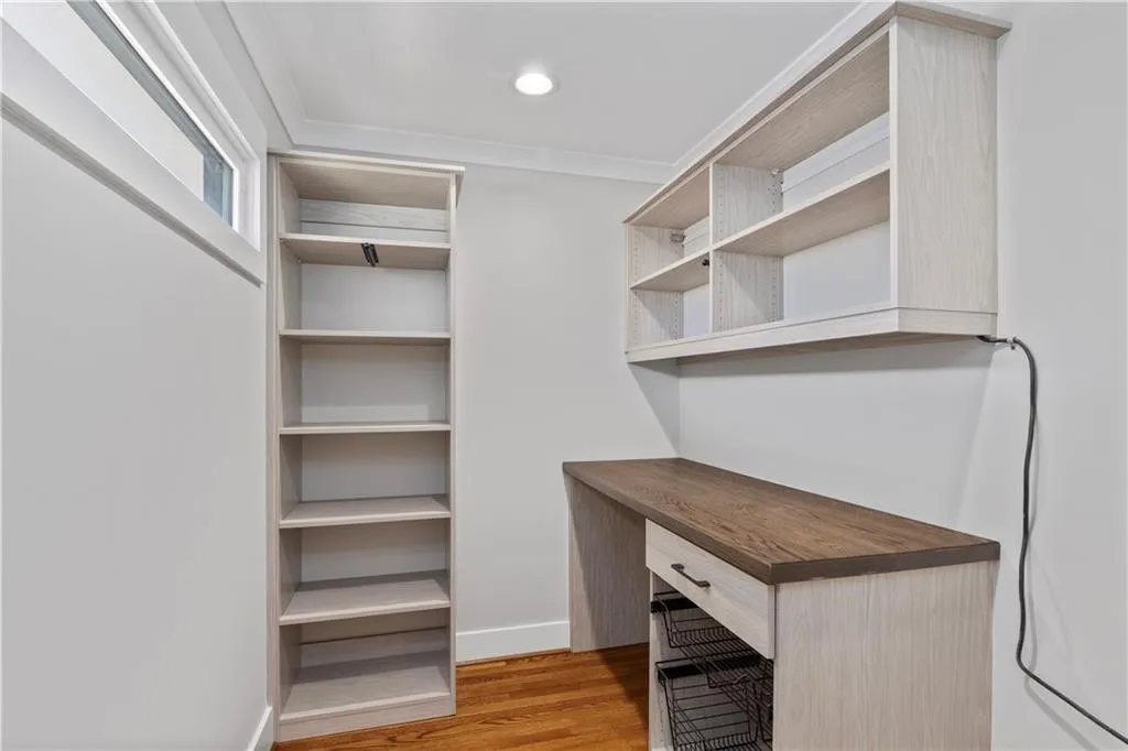 4855 Lansbury Drive, Atlanta, Georgia 30342, 4 Bedrooms Bedrooms, ,4 BathroomsBathrooms,Residential,Sold,4855 Lansbury Drive,7727767