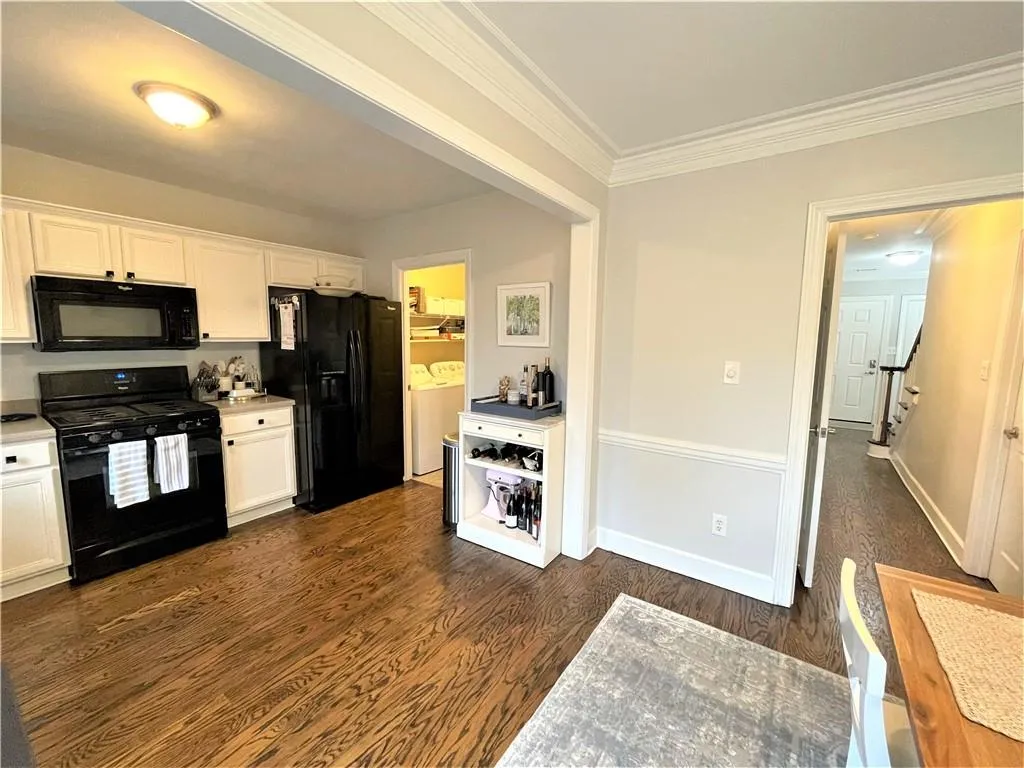 79 Mount Vernon Circle, Sandy Springs, Georgia 30338, 2 Bedrooms Bedrooms, ,2 BathroomsBathrooms,Residential,Sold,79 Mount Vernon Circle,7057785