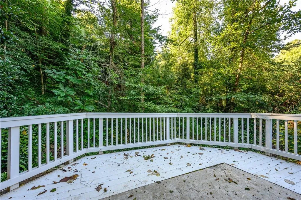 7107 Riverside Drive, Sandy Springs, Georgia 30328, 4 Bedrooms Bedrooms, ,2 BathroomsBathrooms,Residential,Sold,7107 Riverside Drive,6947759