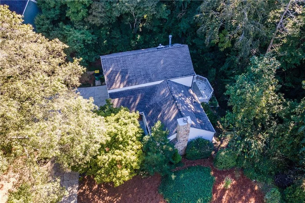 7107 Riverside Drive, Sandy Springs, Georgia 30328, 4 Bedrooms Bedrooms, ,2 BathroomsBathrooms,Residential,Sold,7107 Riverside Drive,6947759