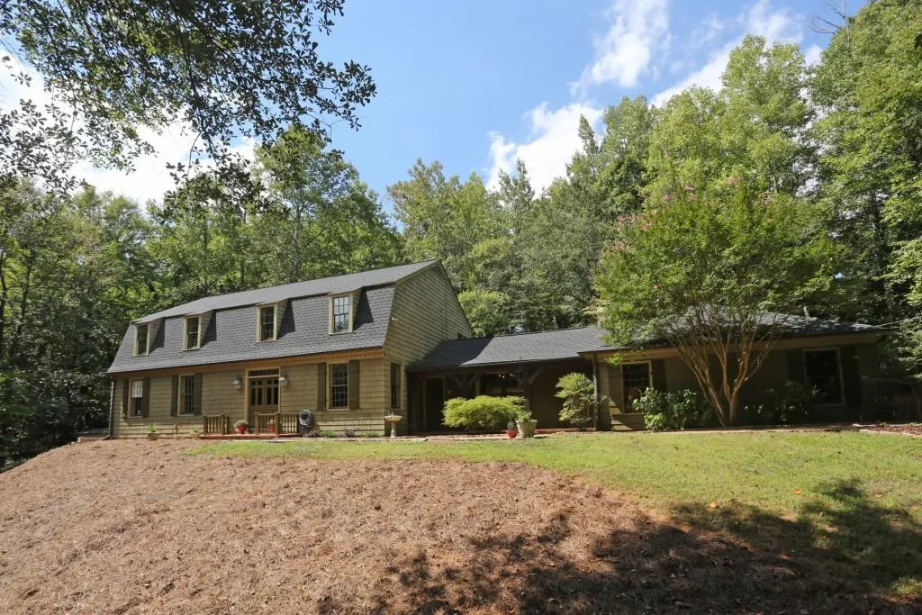 7220 Riverside Drive, Sandy Springs, Georgia 30328, 5 Bedrooms Bedrooms, ,4 BathroomsBathrooms,Residential,Sold,7220 Riverside Drive,5642265