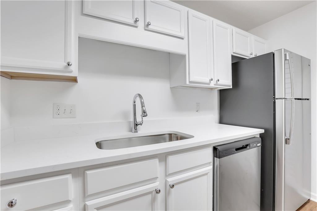 1409 Gettysburg Place, Sandy Springs, Georgia 30350, 2 Bedrooms Bedrooms, ,2 BathroomsBathrooms,Residential,Sold,1409 Gettysburg Place,7289402