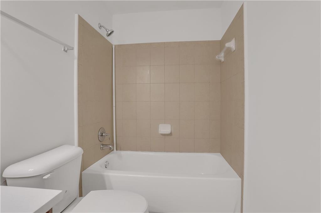 1409 Gettysburg Place, Sandy Springs, Georgia 30350, 2 Bedrooms Bedrooms, ,2 BathroomsBathrooms,Residential,Sold,1409 Gettysburg Place,7289402