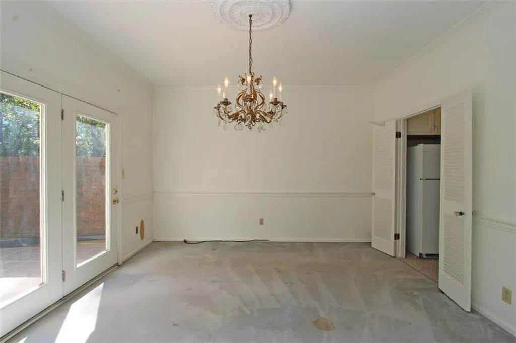 5273 Glenridge Drive Unit 5273, Sandy Springs, Georgia 30342, 3 Bedrooms Bedrooms, ,3 BathroomsBathrooms,Residential,Sold,5273 Glenridge Drive Unit 5273,5761352