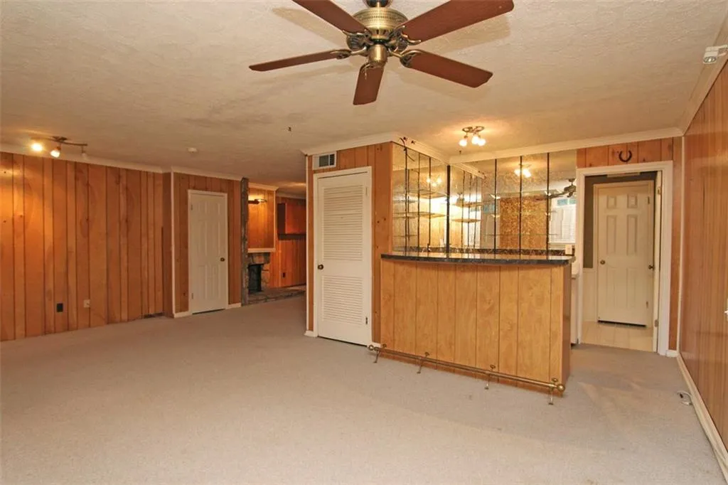 5273 Glenridge Drive Unit 5273, Sandy Springs, Georgia 30342, 3 Bedrooms Bedrooms, ,3 BathroomsBathrooms,Residential,Sold,5273 Glenridge Drive Unit 5273,5761352