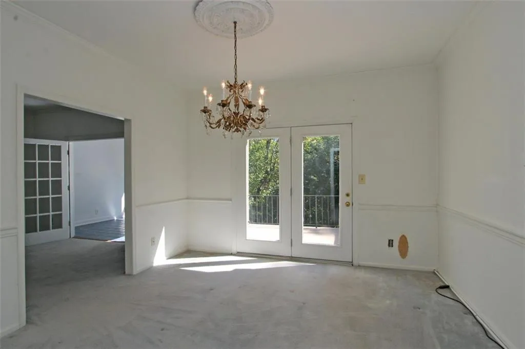 5273 Glenridge Drive Unit 5273, Sandy Springs, Georgia 30342, 3 Bedrooms Bedrooms, ,3 BathroomsBathrooms,Residential,Sold,5273 Glenridge Drive Unit 5273,5761352