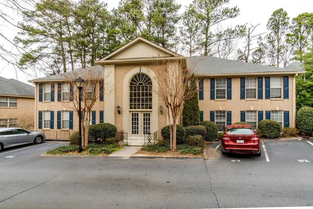 750 Dalrymple Road Unit J2, Sandy Springs, Georgia 30328, 2 Bedrooms Bedrooms, ,2 BathroomsBathrooms,Residential,Sold,750 Dalrymple Road Unit J2,6505118