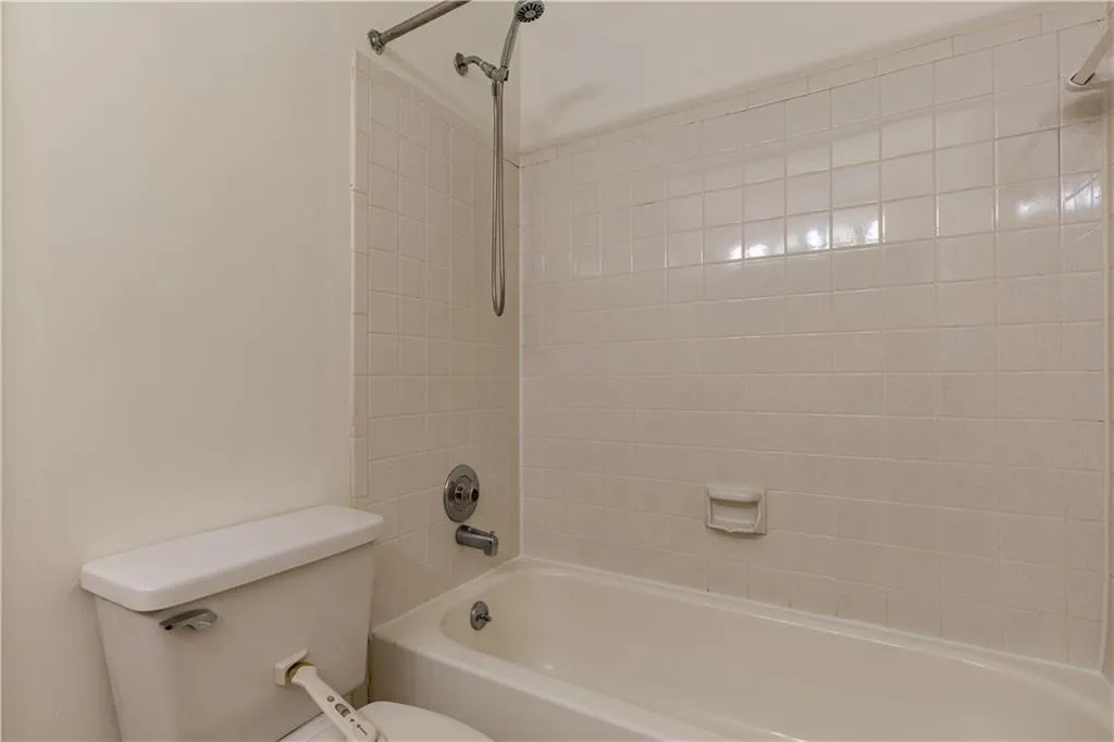 23 Mount Vernon Circle, Atlanta, Georgia 30338, 2 Bedrooms Bedrooms, ,2 BathroomsBathrooms,Residential,Sold,23 Mount Vernon Circle,6950078
