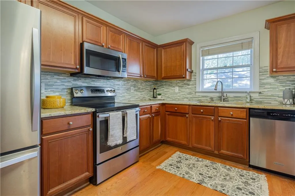 23 Mount Vernon Circle, Atlanta, Georgia 30338, 2 Bedrooms Bedrooms, ,2 BathroomsBathrooms,Residential,Sold,23 Mount Vernon Circle,6950078