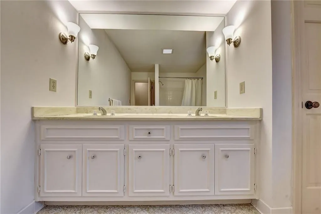 8145 Habersham Waters Road, Sandy Springs, Georgia 30350, 4 Bedrooms Bedrooms, ,3 BathroomsBathrooms,Residential,Sold,8145 Habersham Waters Road,6825158 8145 Habersham Waters Road, Sandy Springs, Georgia 30350, 4 Bedrooms Bedrooms, ,3 BathroomsBathrooms,Residential,Sold,8145 Habersham Waters Road,6825158