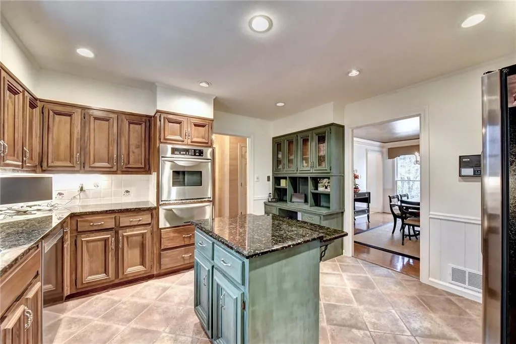 8145 Habersham Waters Road, Sandy Springs, Georgia 30350, 4 Bedrooms Bedrooms, ,3 BathroomsBathrooms,Residential,Sold,8145 Habersham Waters Road,6825158 8145 Habersham Waters Road, Sandy Springs, Georgia 30350, 4 Bedrooms Bedrooms, ,3 BathroomsBathrooms,Residential,Sold,8145 Habersham Waters Road,6825158