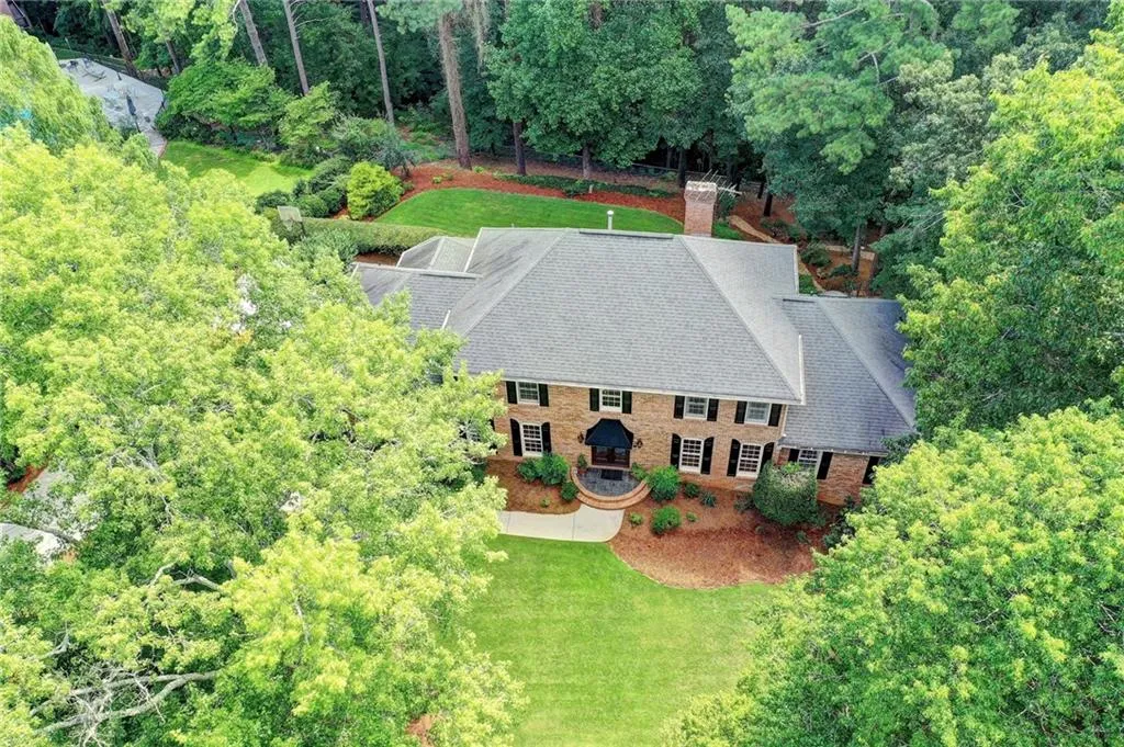 8145 Habersham Waters Road, Sandy Springs, Georgia 30350, 4 Bedrooms Bedrooms, ,3 BathroomsBathrooms,Residential,Sold,8145 Habersham Waters Road,6825158 8145 Habersham Waters Road, Sandy Springs, Georgia 30350, 4 Bedrooms Bedrooms, ,3 BathroomsBathrooms,Residential,Sold,8145 Habersham Waters Road,6825158