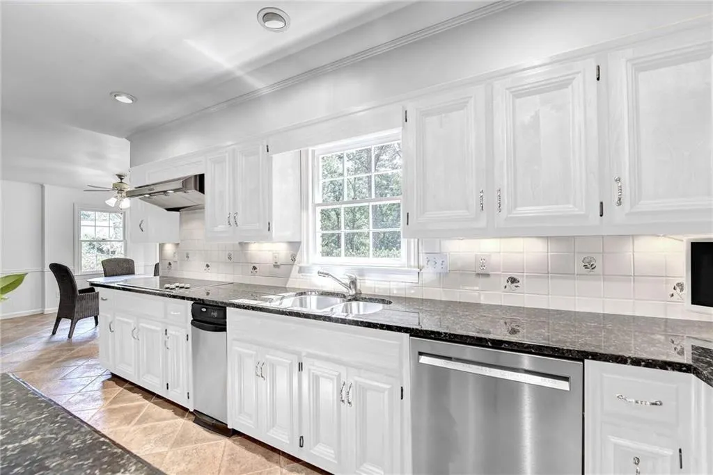 8145 Habersham Waters Road, Sandy Springs, Georgia 30350, 4 Bedrooms Bedrooms, ,3 BathroomsBathrooms,Residential,Sold,8145 Habersham Waters Road,6825158 8145 Habersham Waters Road, Sandy Springs, Georgia 30350, 4 Bedrooms Bedrooms, ,3 BathroomsBathrooms,Residential,Sold,8145 Habersham Waters Road,6825158