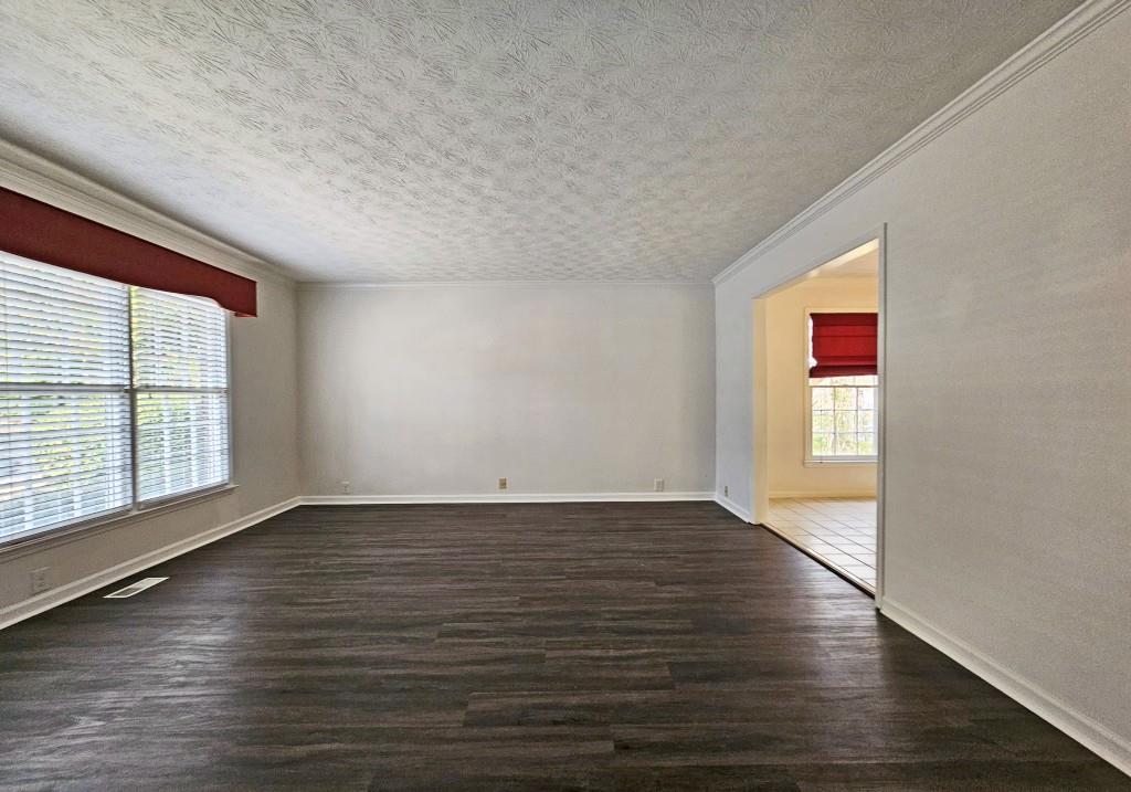 1001 Dunwoody Chace Unit 1001, Sandy Springs, Georgia 30328, 3 Bedrooms Bedrooms, ,3 BathroomsBathrooms,Residential,Sold,1001 Dunwoody Chace Unit 1001,7347348