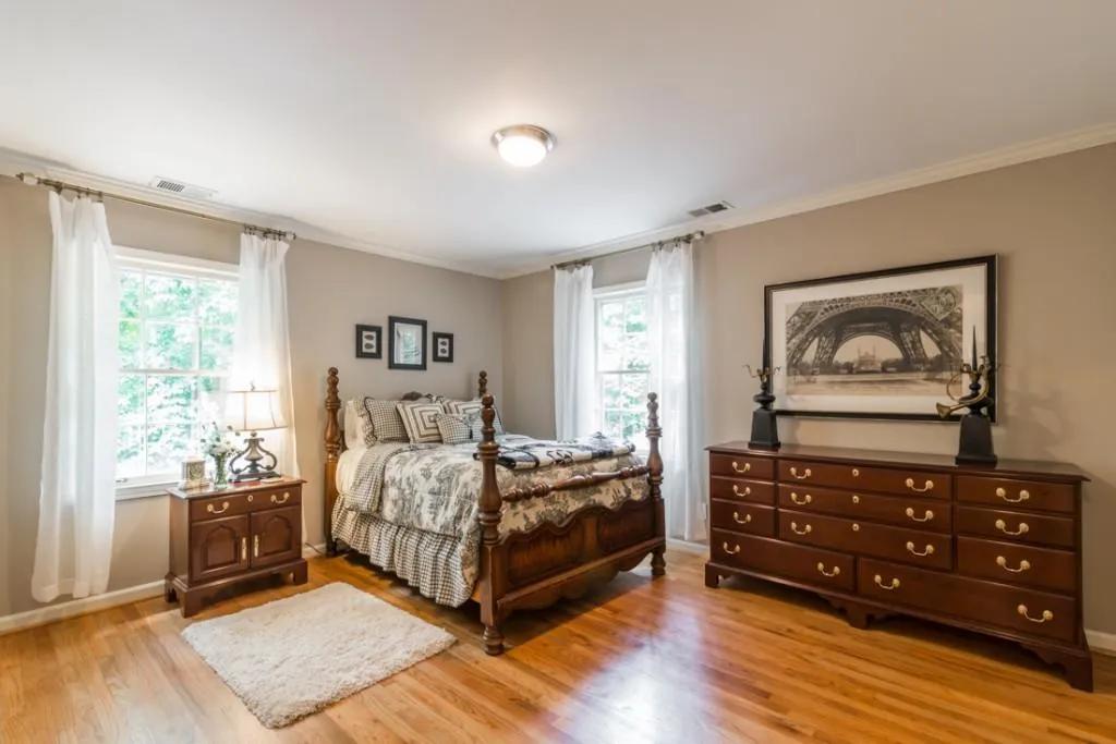 7220 Twin Branch Road, Atlanta, Georgia 30328, 4 Bedrooms Bedrooms, ,2 BathroomsBathrooms,Residential,Sold,7220 Twin Branch Road,6057137
