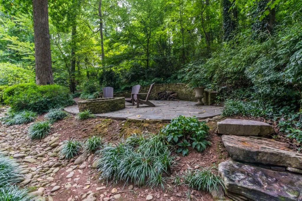 7220 Twin Branch Road, Atlanta, Georgia 30328, 4 Bedrooms Bedrooms, ,2 BathroomsBathrooms,Residential,Sold,7220 Twin Branch Road,6057137