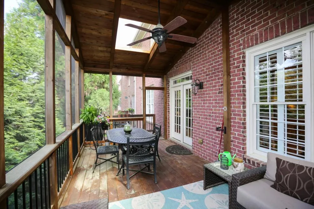 475 Wembley Circle, Sandy Springs, Georgia 30328, 4 Bedrooms Bedrooms, ,4 BathroomsBathrooms,Residential,Sold,475 Wembley Circle,6705183