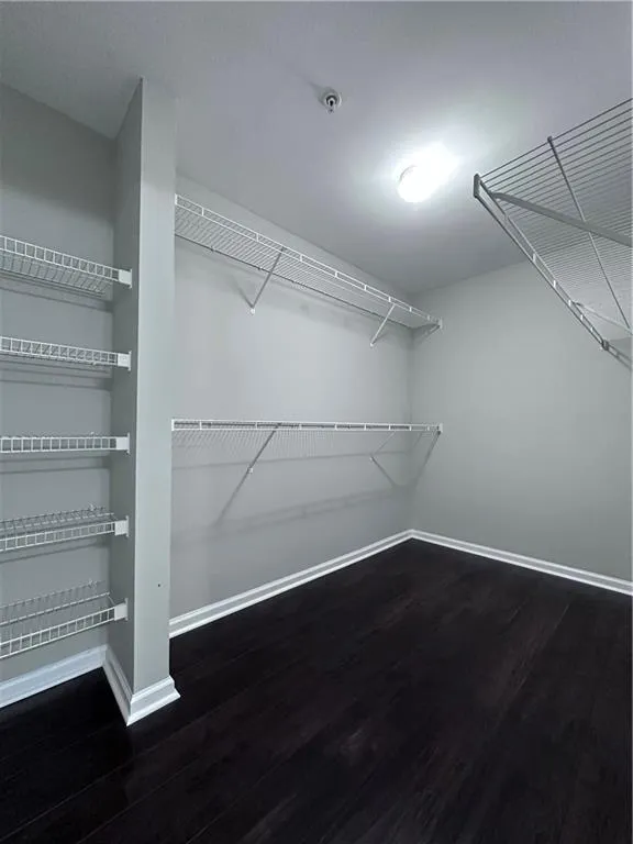 4244 River Green Drive Nw Unit 111, Atlanta, Georgia 30327, 3 Bedrooms Bedrooms, ,2 BathroomsBathrooms,Residential,For Sale,4244 River Green Drive Nw Unit 111,7522054