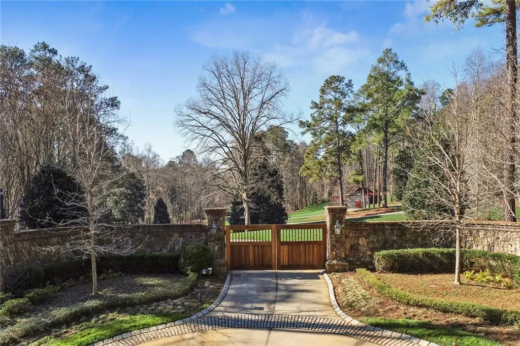 4824 Northside Drive, Atlanta, Georgia 30327, 1 Bedroom Bedrooms, 0 ,1 BathroomBathrooms,Land,For Sale,4824 Northside Drive,7723779