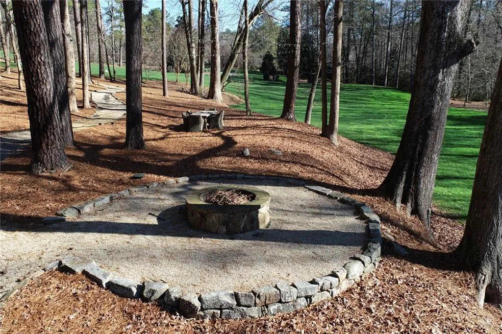 4824 Northside Drive, Atlanta, Georgia 30327, 1 Bedroom Bedrooms, 0 ,1 BathroomBathrooms,Land,For Sale,4824 Northside Drive,7723779