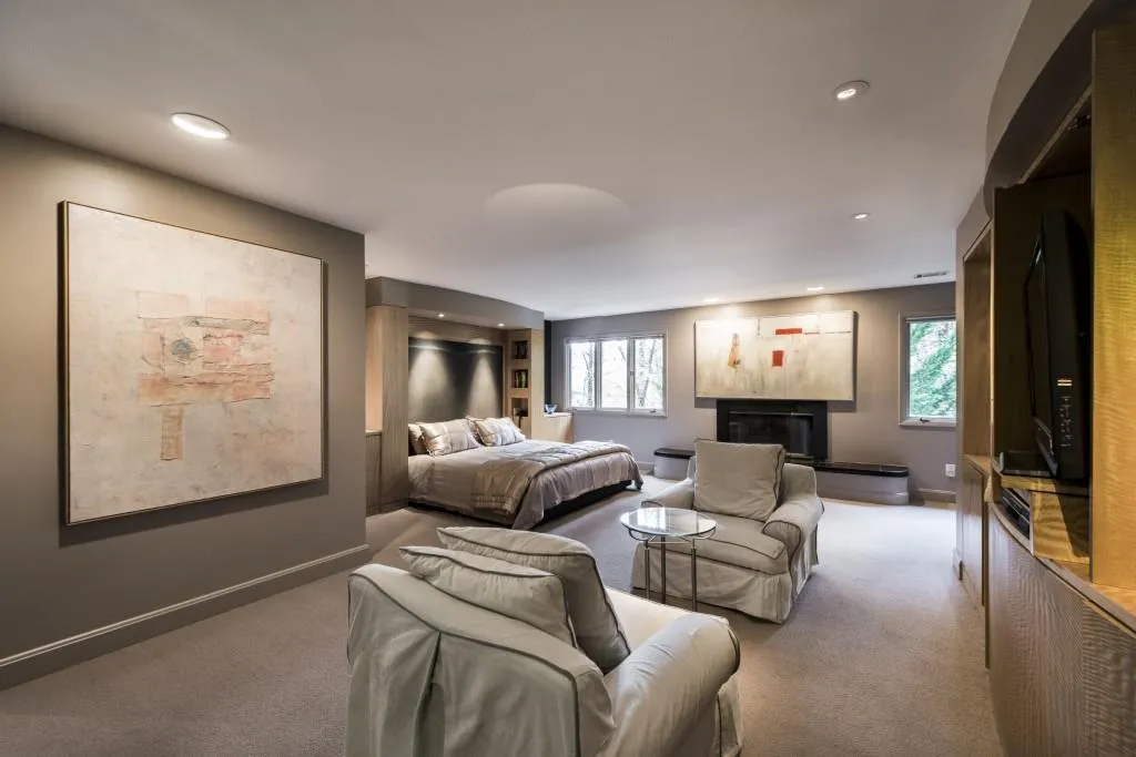 210 N Chambord Drive Nw, Atlanta, Georgia 30327, 6 Bedrooms Bedrooms, ,5 BathroomsBathrooms,Residential,Sold,210 N Chambord Drive Nw,5620394