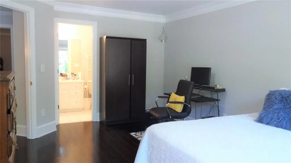 7950 Colquitt Road Unit B3, Sandy Springs, Georgia 30350, 2 Bedrooms Bedrooms, ,2 BathroomsBathrooms,Residential,Sold,7950 Colquitt Road Unit B3,6718621