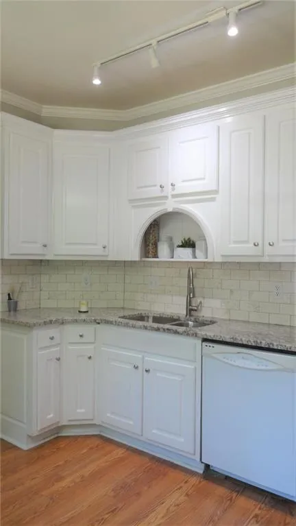 7950 Colquitt Road Unit B3, Sandy Springs, Georgia 30350, 2 Bedrooms Bedrooms, ,2 BathroomsBathrooms,Residential,Sold,7950 Colquitt Road Unit B3,6718621