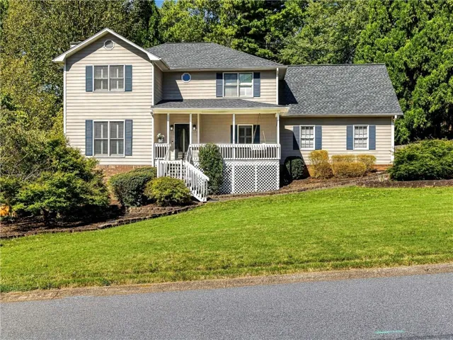 1586 Tennessee Walker Drive, Roswell, Georgia 30075