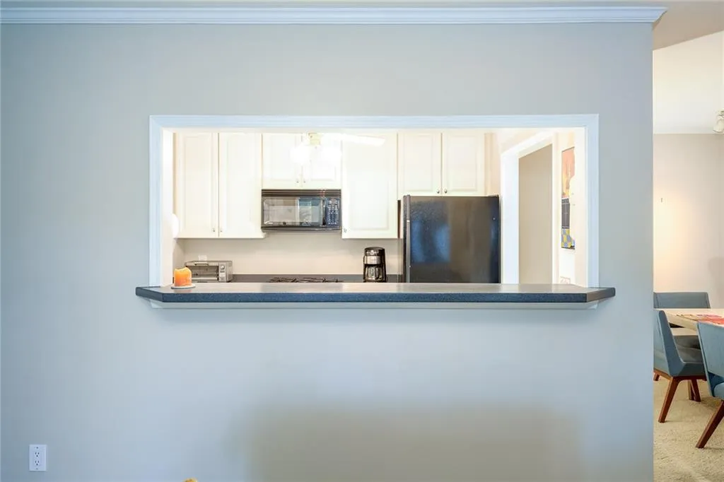 207 Bainbridge Drive, Sandy Springs, Georgia 30327, 2 Bedrooms Bedrooms, ,2 BathroomsBathrooms,Residential,Sold,207 Bainbridge Drive,6784716
