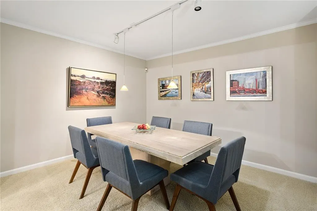 207 Bainbridge Drive, Sandy Springs, Georgia 30327, 2 Bedrooms Bedrooms, ,2 BathroomsBathrooms,Residential,Sold,207 Bainbridge Drive,6784716