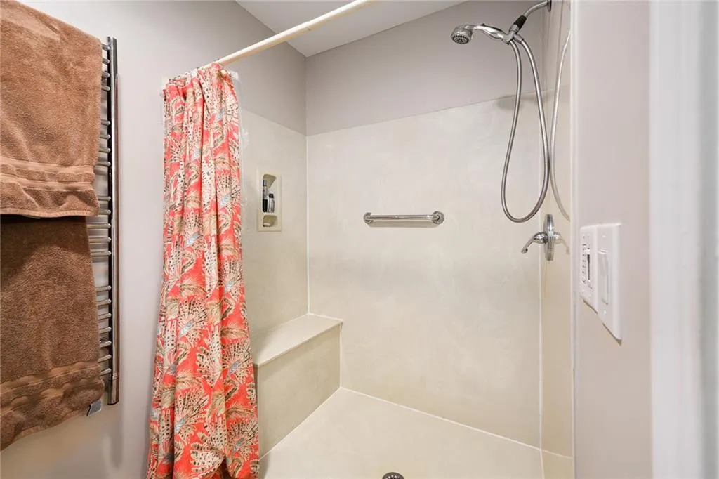 207 Bainbridge Drive, Sandy Springs, Georgia 30327, 2 Bedrooms Bedrooms, ,2 BathroomsBathrooms,Residential,Sold,207 Bainbridge Drive,6784716
