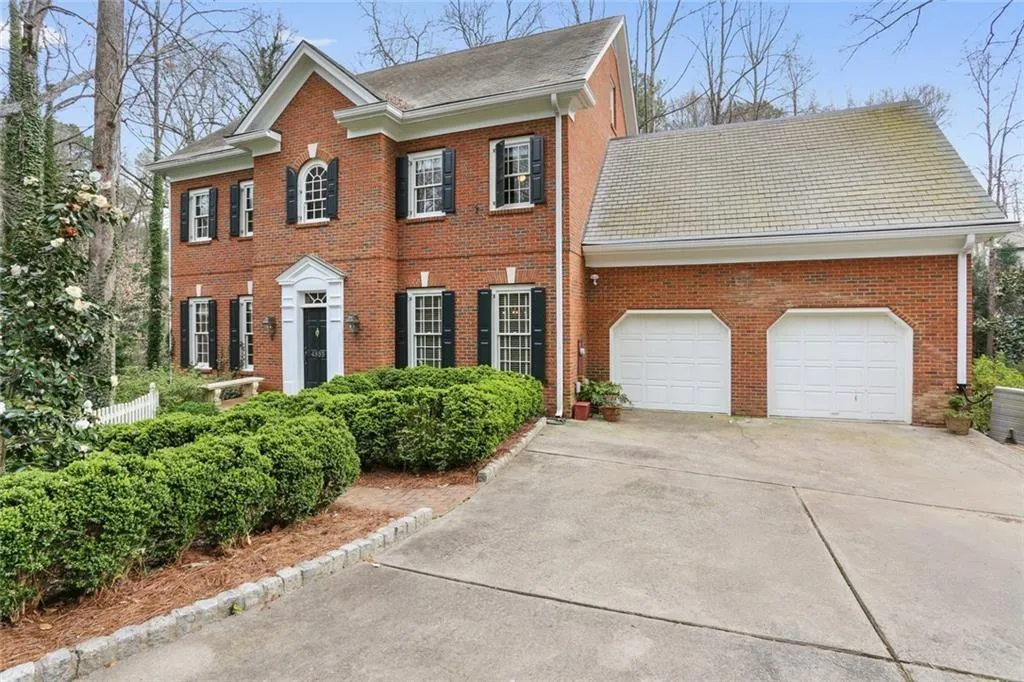 4855 Franklin Pond, Atlanta, Georgia 30342, 6 Bedrooms Bedrooms, ,4 BathroomsBathrooms,Residential,Sold,4855 Franklin Pond,6557640