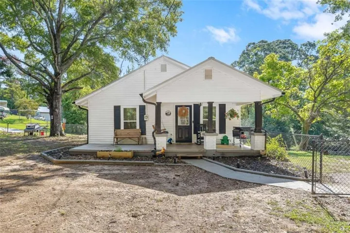 283 Easy Street, Toccoa, Georgia 30577